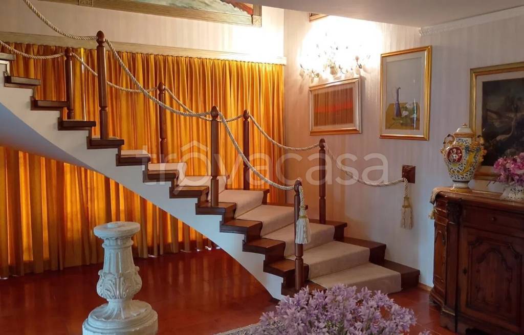 casa indipendente in vendita a Vinci in zona Sovigliana