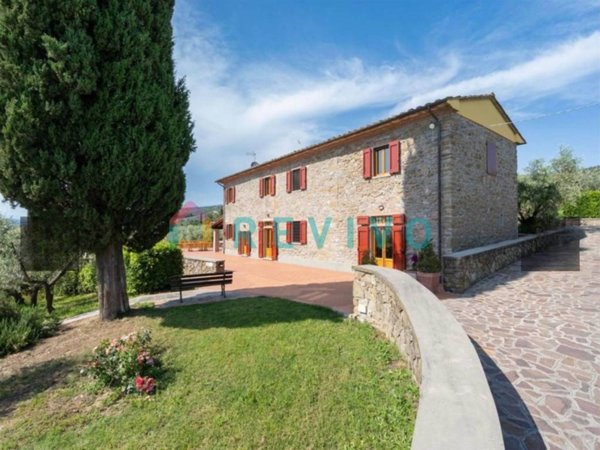 casa semindipendente in vendita a Vinci