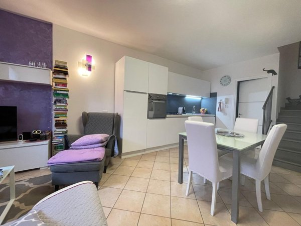 casa indipendente in vendita a Vinci