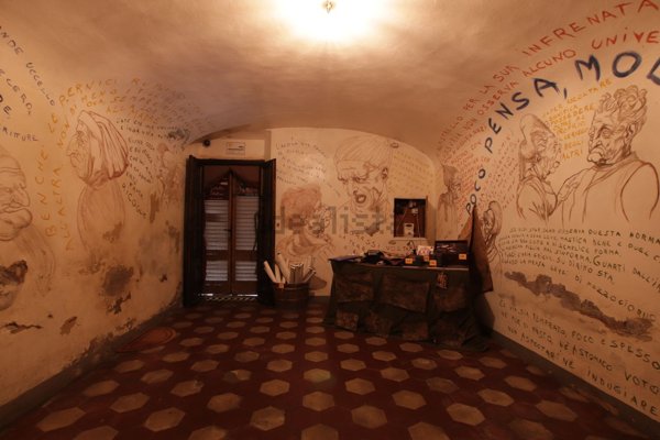 casa indipendente in vendita a Vinci