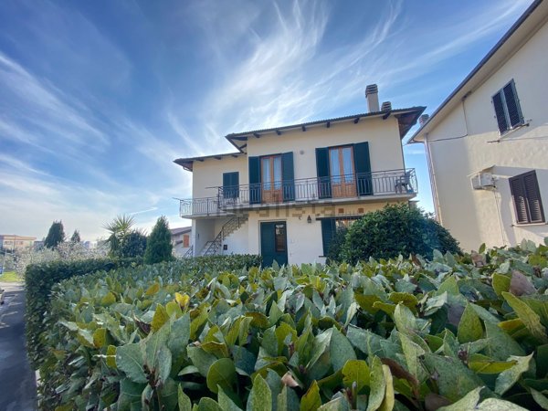 casa indipendente in vendita a Vinci in zona Sovigliana