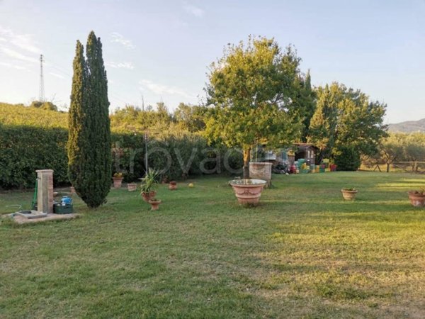 casa indipendente in vendita a Vinci