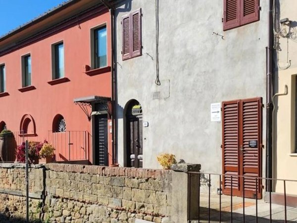casa indipendente in vendita a Vinci