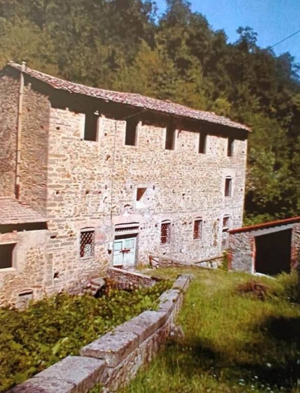 casa indipendente in vendita a Vinci in zona Sant'Amato