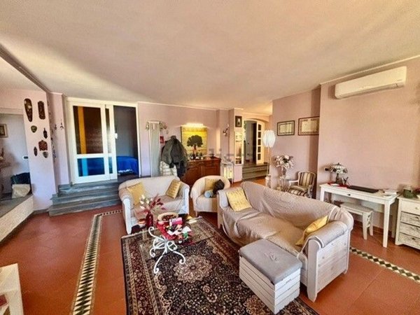 casa indipendente in vendita a Vinci in zona Sovigliana