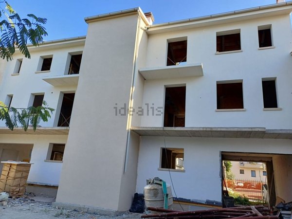 casa indipendente in vendita a Vinci in zona Sovigliana