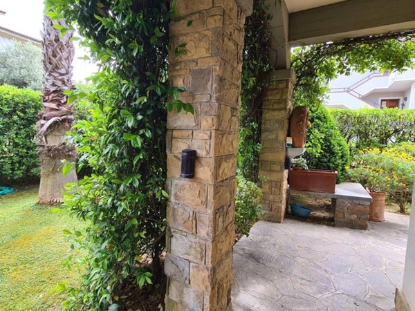 casa indipendente in vendita a Vinci in zona Spicchio