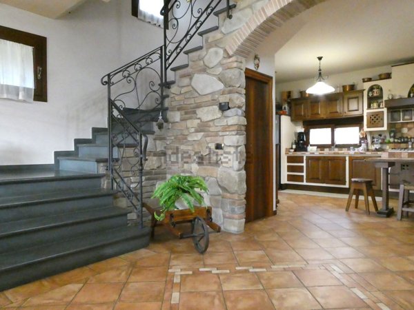 casa indipendente in vendita a Vinci in zona Sovigliana