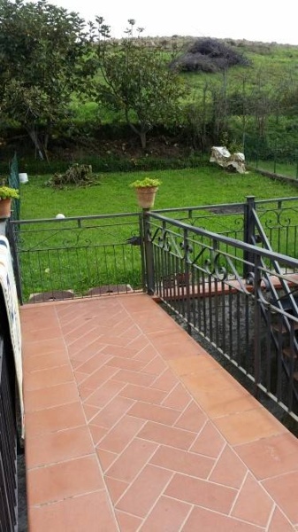 casa indipendente in vendita a Vinci in zona Spicchio