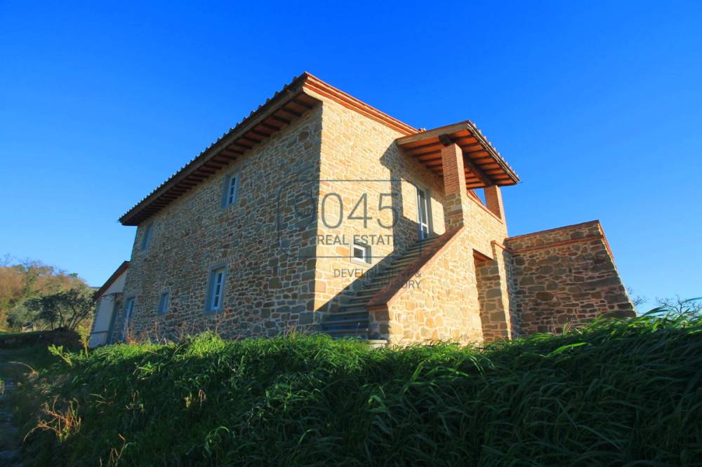 casa indipendente in vendita a Vinci in zona Anchiano