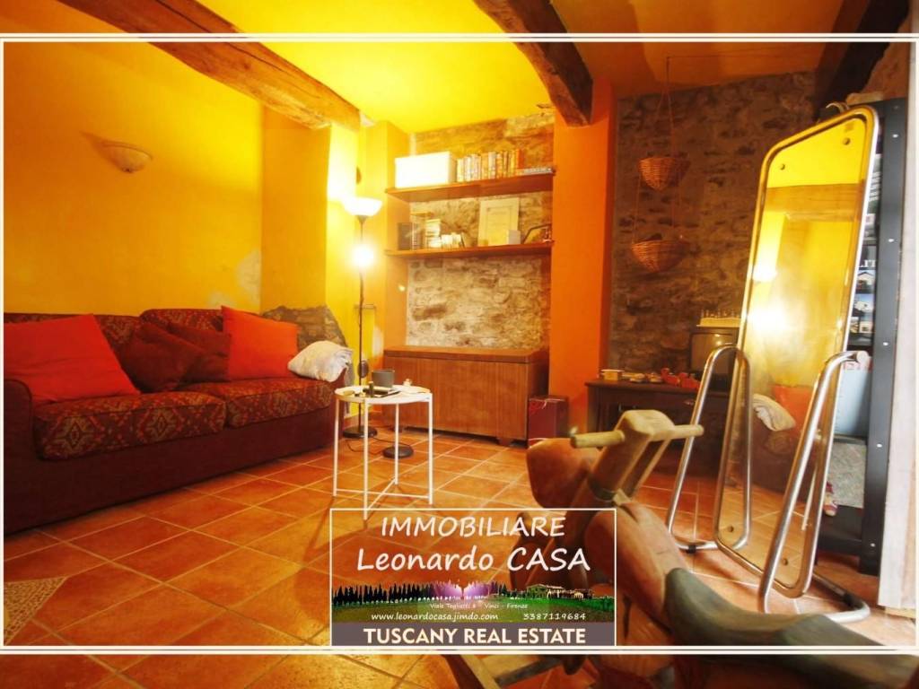 casa indipendente in vendita a Vinci