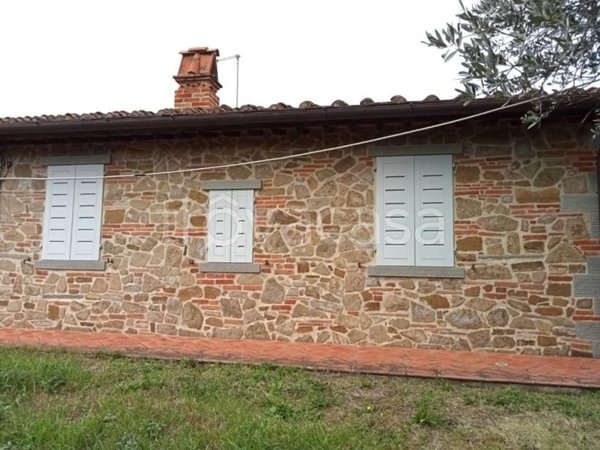 casa indipendente in vendita a Vinci