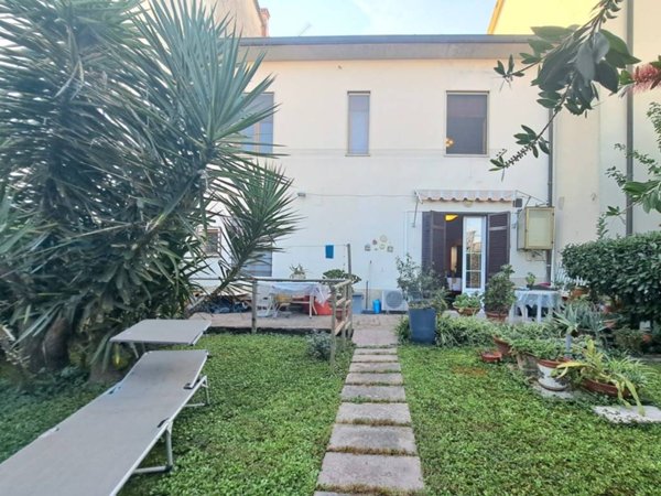 casa indipendente in vendita a Vinci in zona Sovigliana