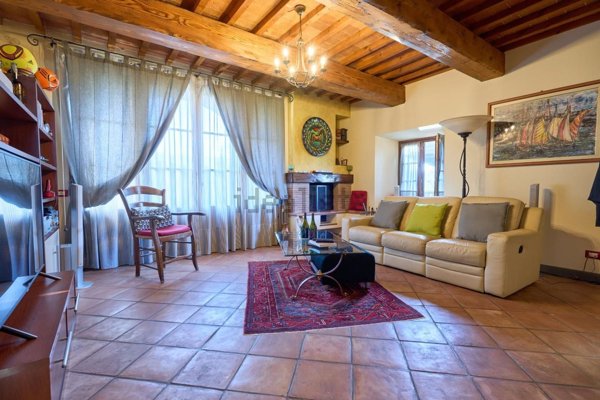 casa indipendente in vendita a Vinci