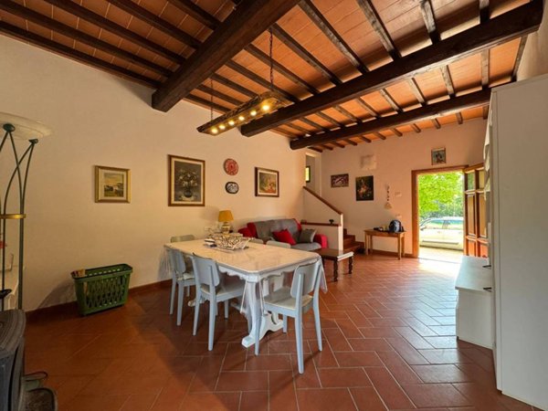 casa indipendente in vendita a Vinci