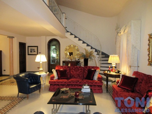 casa indipendente in vendita a Vinci in zona Spicchio