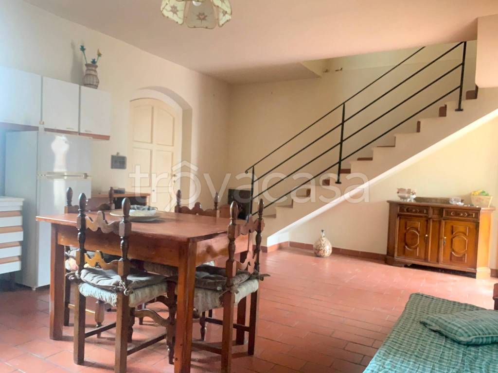 casa indipendente in vendita a Vinci