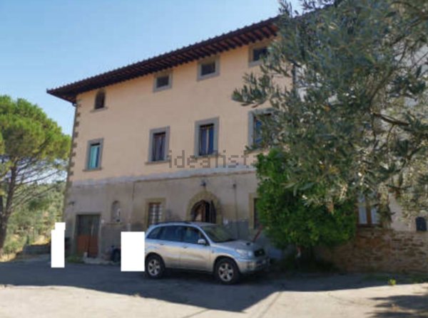 casa indipendente in vendita a Vinci