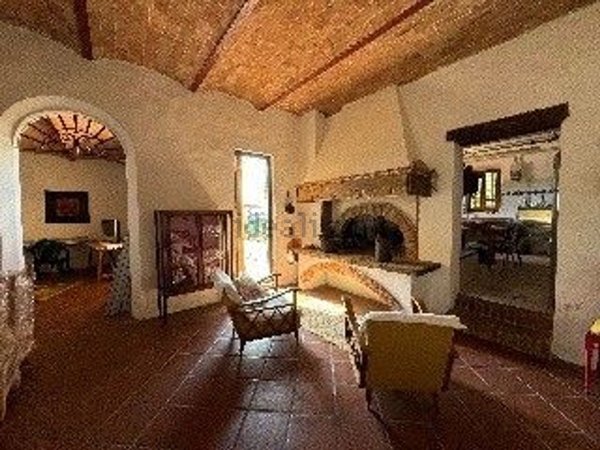 casa indipendente in vendita a Vinci