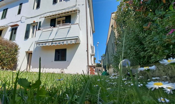 casa indipendente in vendita a Vinci in zona Vitolini