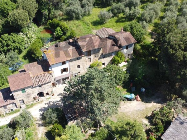 locale di sgombero in vendita a Vinci
