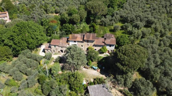 locale di sgombero in vendita a Vinci