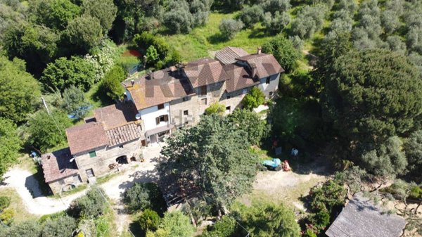 casale in vendita a Vinci