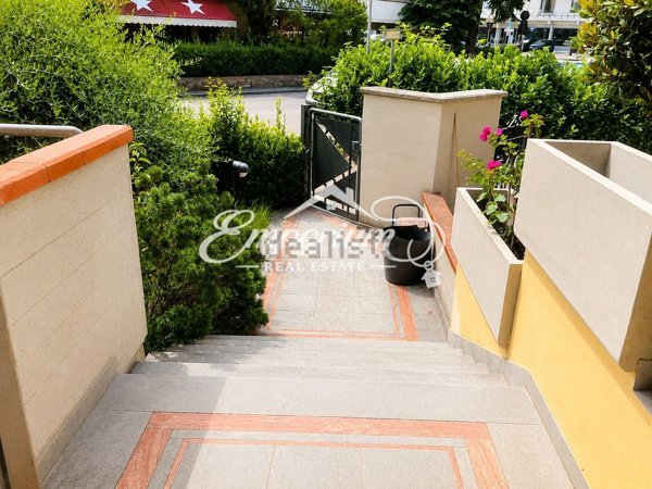 casa indipendente in vendita a Vinci in zona Sovigliana