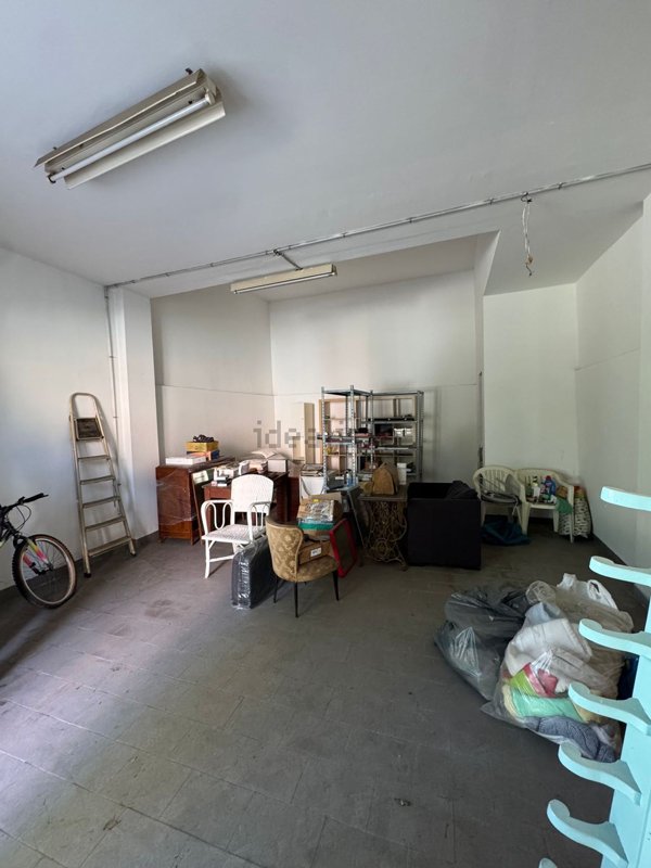 locale commerciale in vendita a Vinci