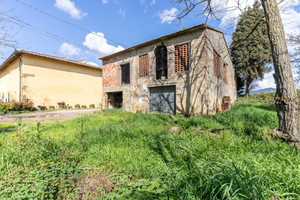casa indipendente in vendita a Vinci