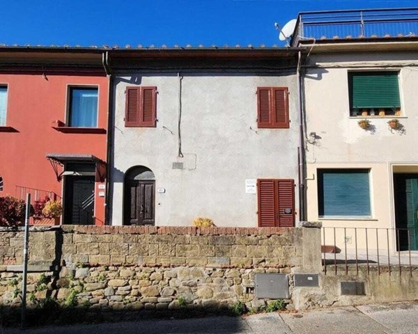 casa indipendente in vendita a Vinci