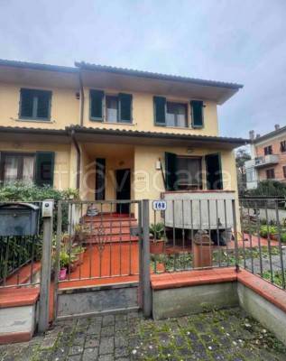 casa indipendente in vendita a Vinci in zona Sovigliana