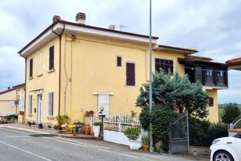appartamento in vendita a Vinci in zona Sant'Ansano