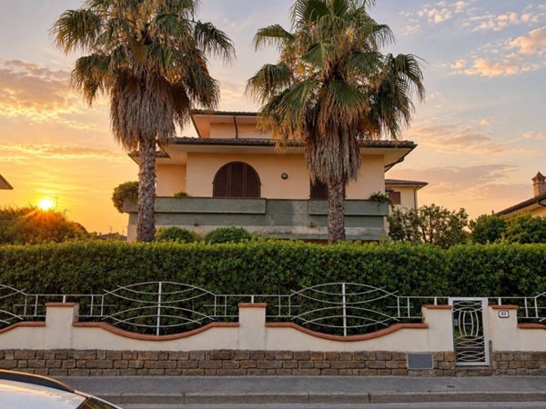 casa indipendente in vendita a Vinci in zona Spicchio