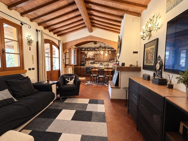 casa indipendente in vendita a Vinci
