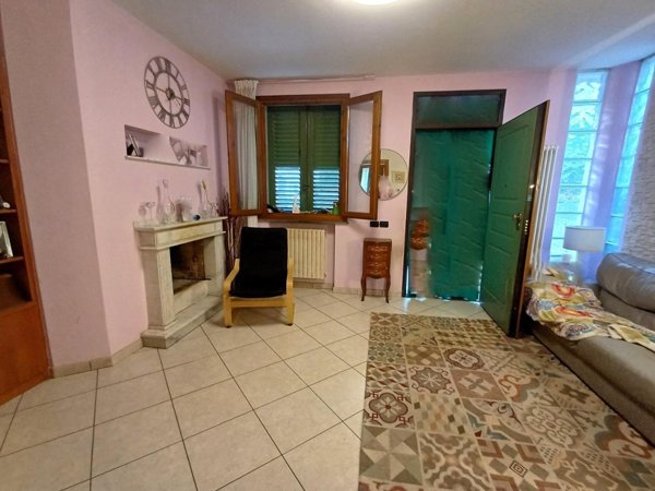 casa indipendente in vendita a Vinci in zona Spicchio