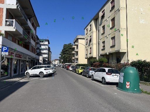 negozio in vendita a Vinci in zona Sovigliana