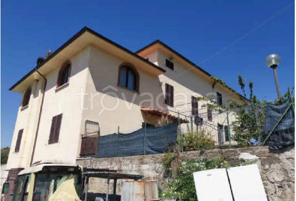 casa indipendente in vendita a Vinci