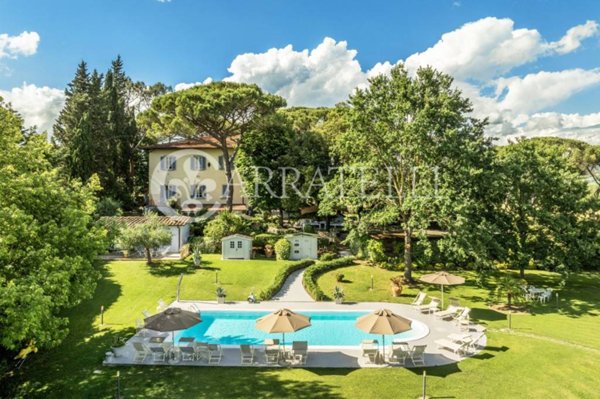 casa indipendente in vendita a Figline e Incisa Valdarno