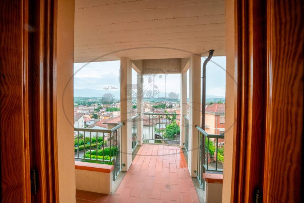 casa indipendente a Figline e Incisa Valdarno in zona Figline Valdarno
