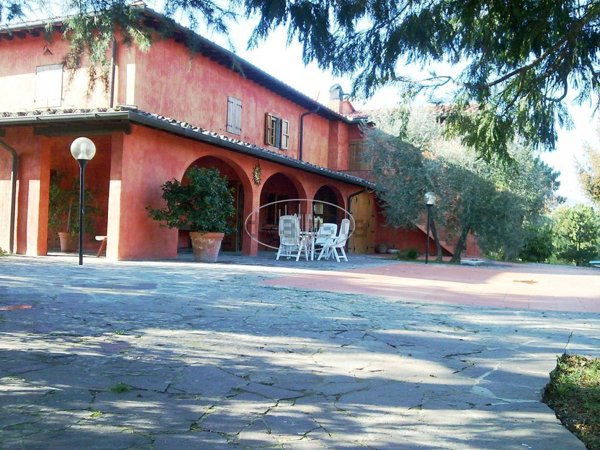 casa indipendente in vendita a Figline e Incisa Valdarno