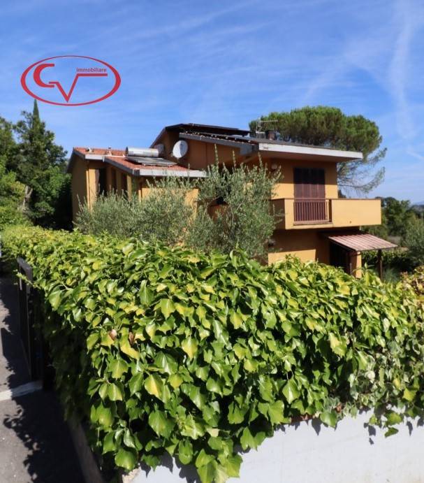 casa indipendente a Figline e Incisa Valdarno in zona Figline Valdarno
