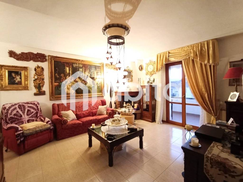 appartamento in vendita a Figline e Incisa Valdarno in zona Figline Valdarno