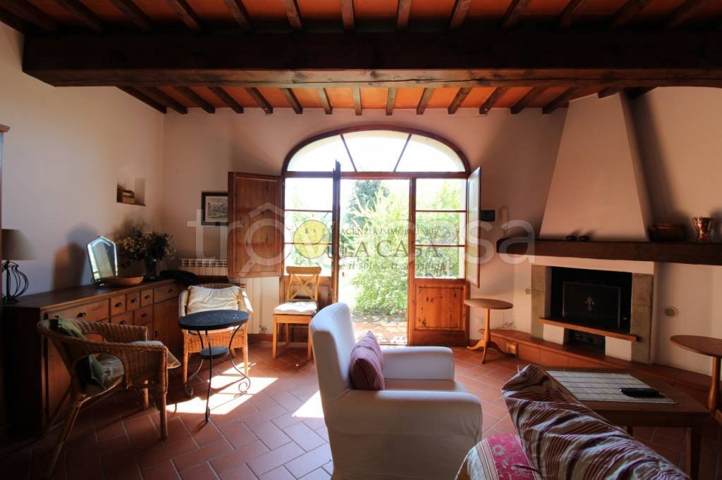 casa indipendente in vendita a Figline e Incisa Valdarno