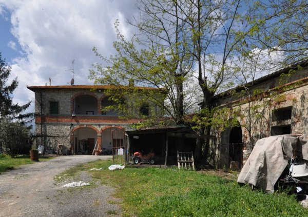 casa indipendente in vendita a Figline e Incisa Valdarno