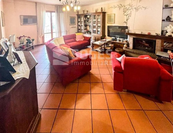 casa indipendente in vendita a Figline e Incisa Valdarno in zona Cesto