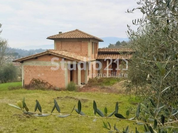 casa indipendente in vendita a Figline e Incisa Valdarno