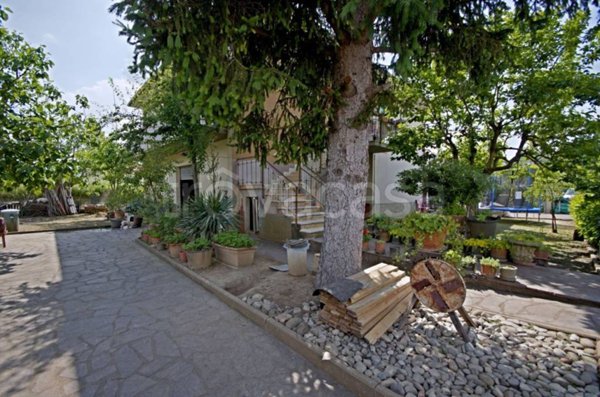 casa indipendente a Figline e Incisa Valdarno in zona Figline Valdarno