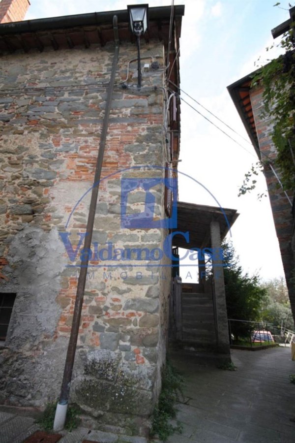 casa indipendente in vendita a Figline e Incisa Valdarno