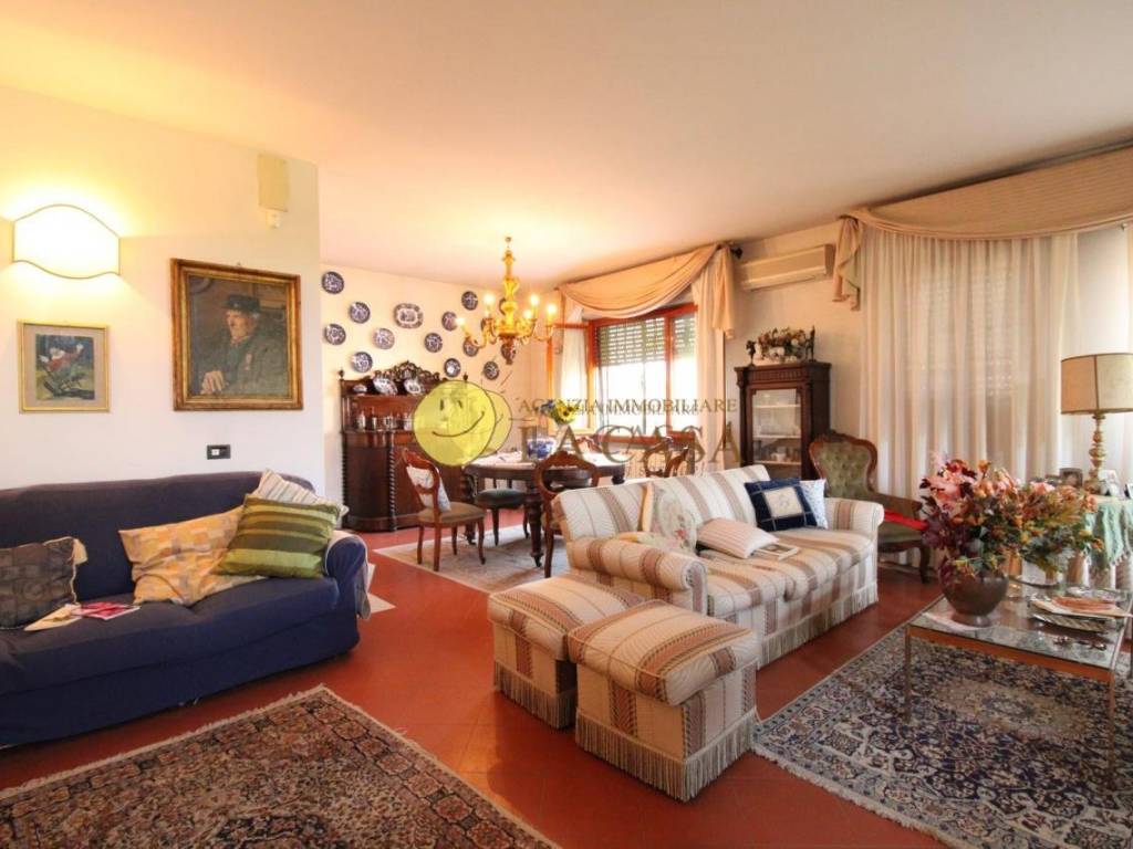 casa indipendente a Figline e Incisa Valdarno in zona Figline Valdarno